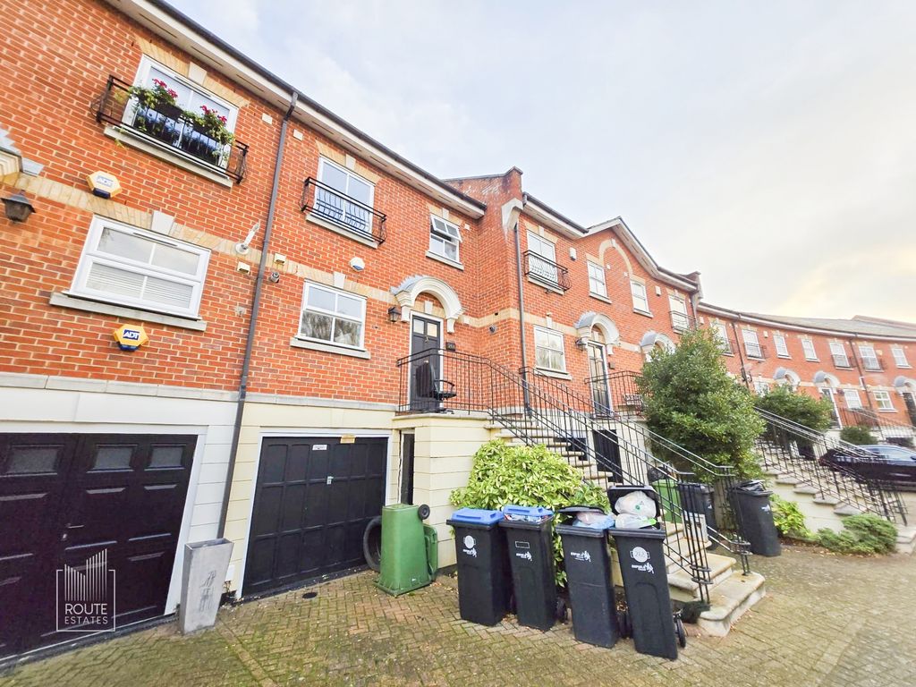 Property photo 3 of 4 Photo 2