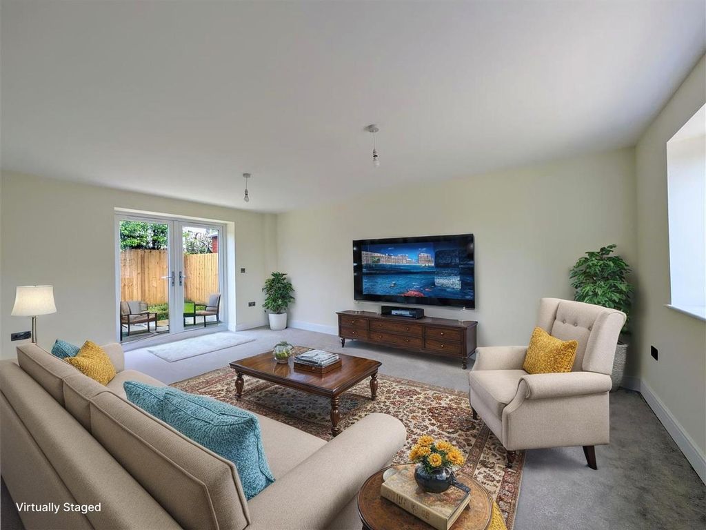 Property photo 2 of 17 Lounge