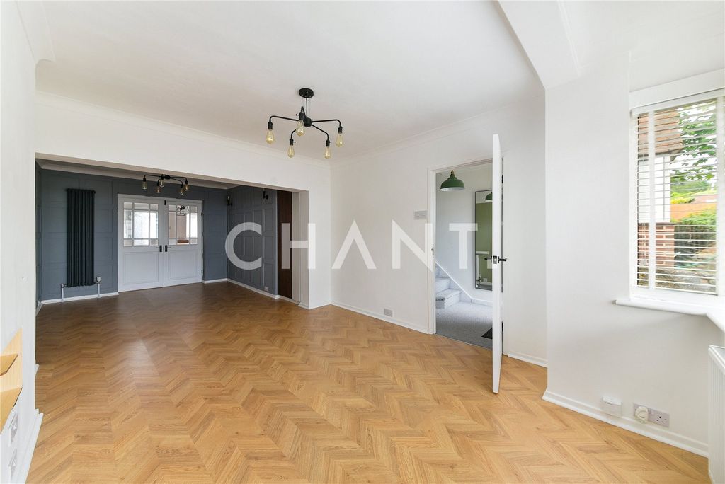 Property photo 2 of 16 Picture No. 05