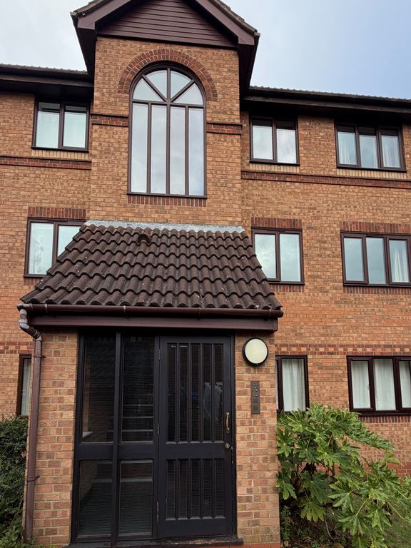 Property photo 1 of 11