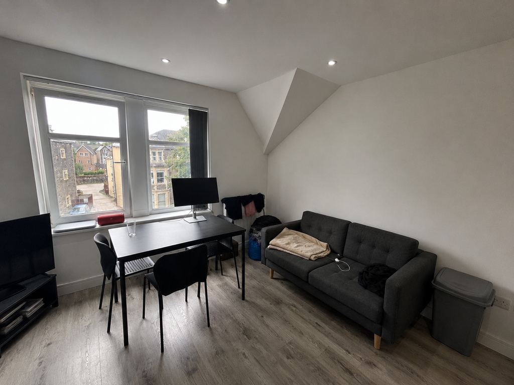 Property photo 1 of 6 Living Area