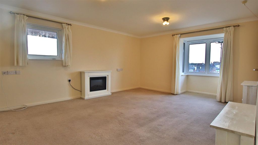 Property photo 2 of 17 Img_0338.Jpg