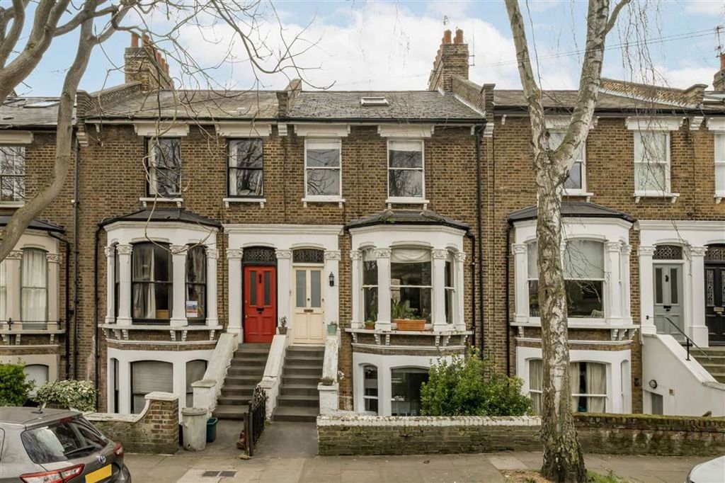 Property photo 1 of 8