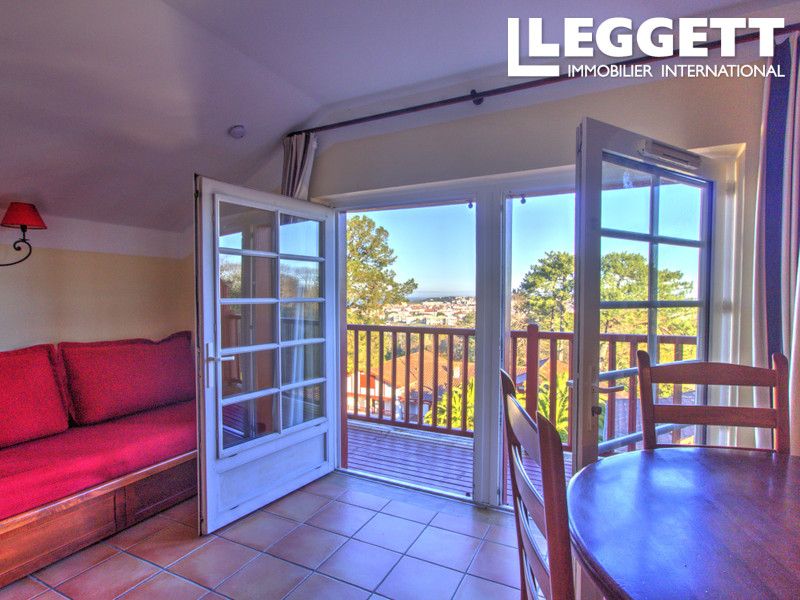 Property photo 1 of 10
