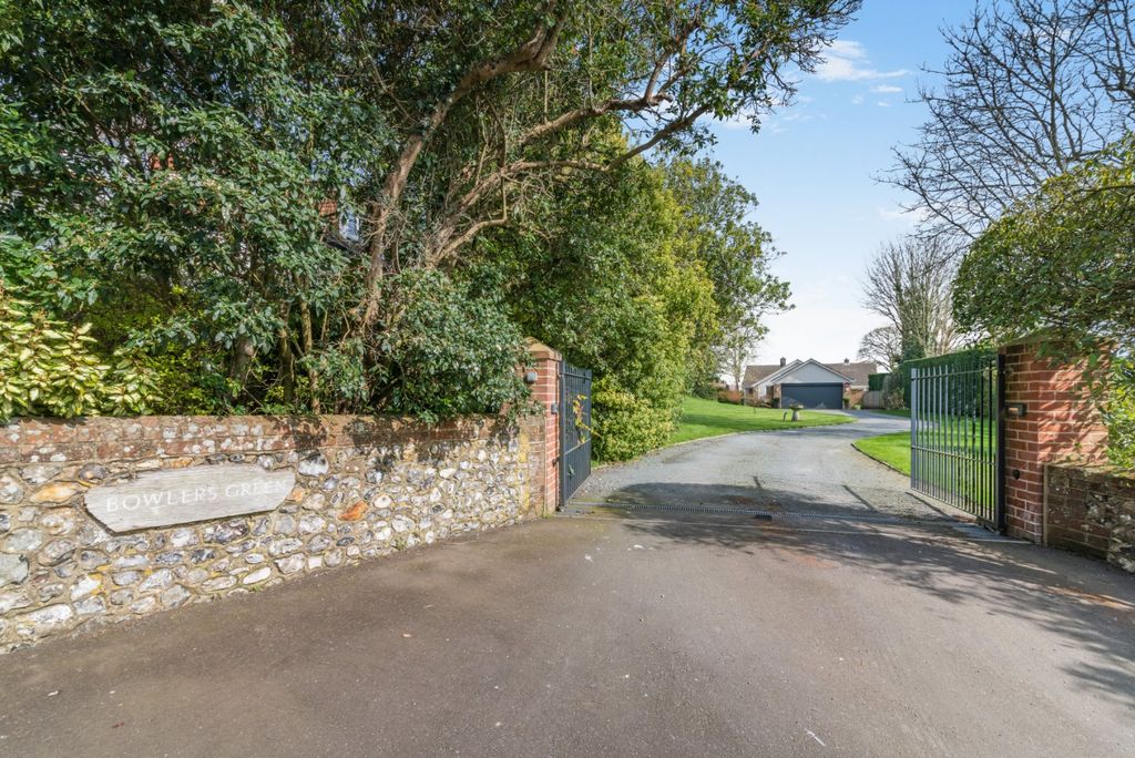 Property photo 1 of 26 Picture No. 22
