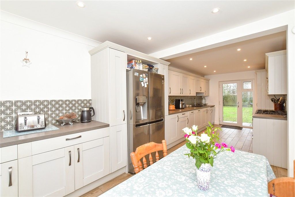Property photo 3 of 14 Kitchen/ Breakfast Room