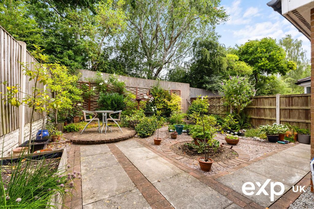 Property photo 2 of 30