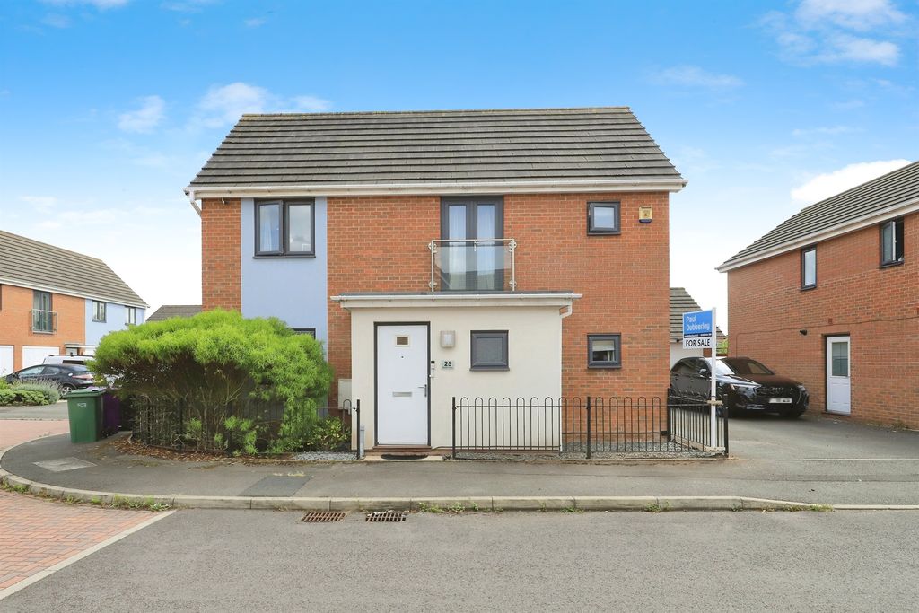 Property photo 2 of 18