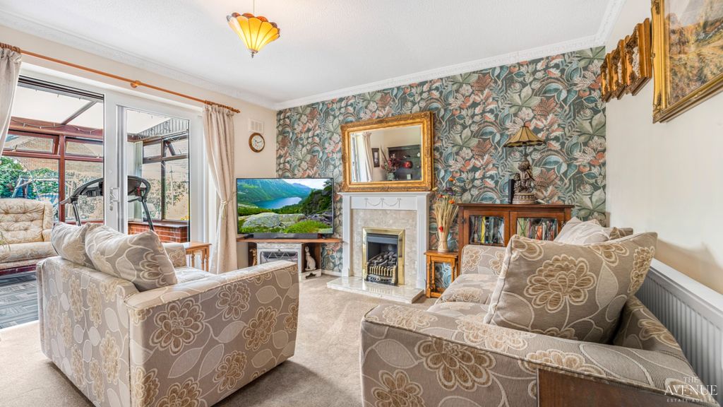 Property photo 2 of 18 5112625