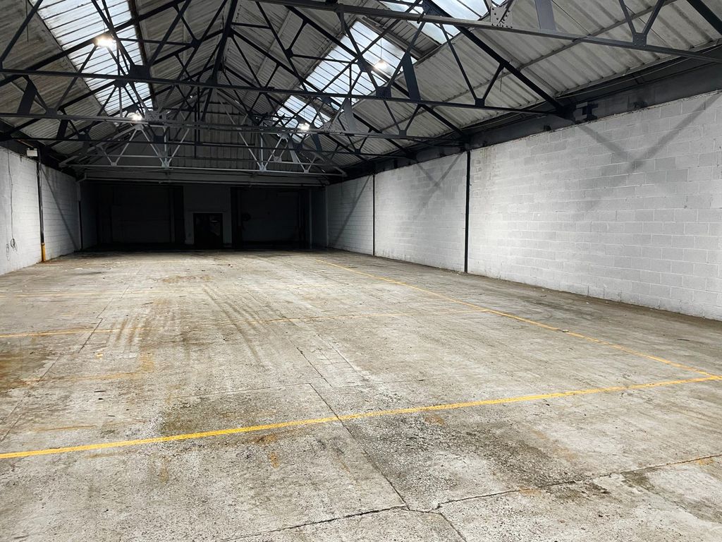 Property photo 2 of 7