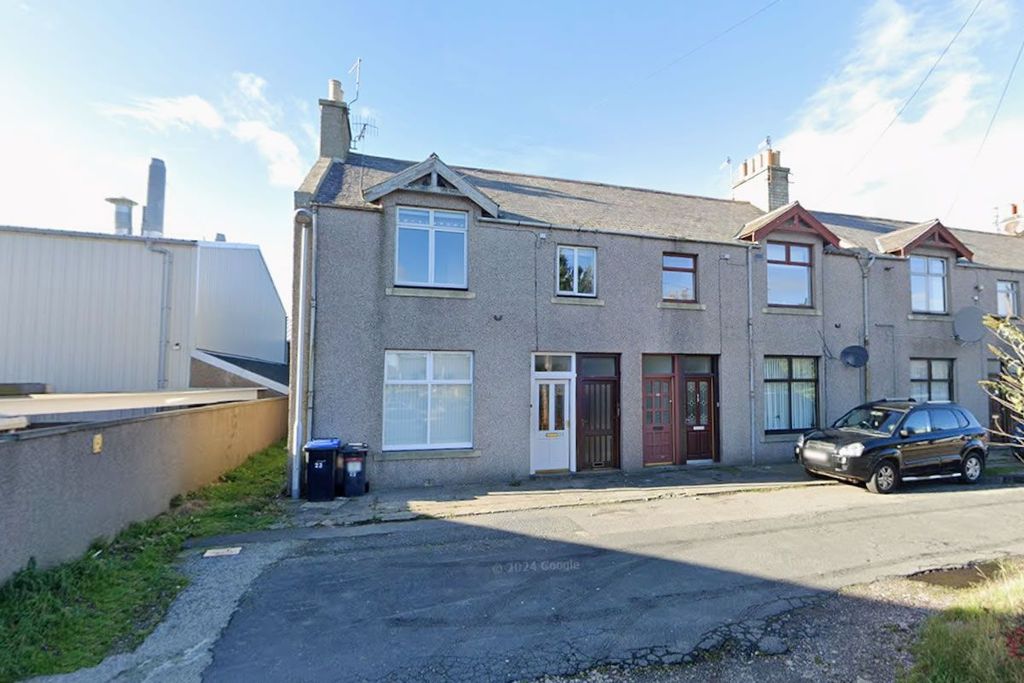 Property photo 1 of 7