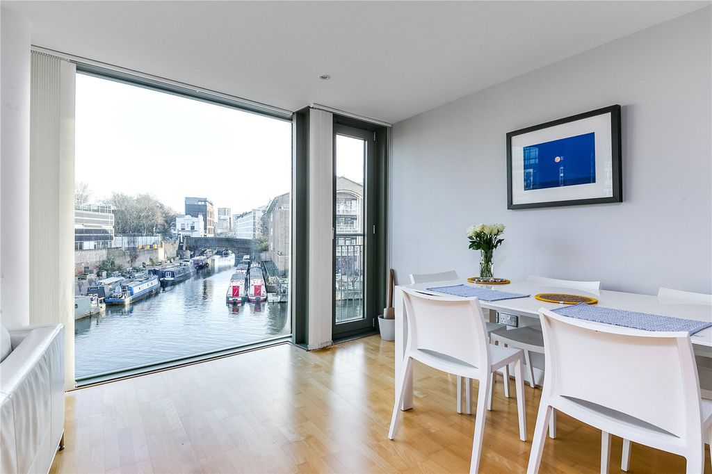 Property photo 3 of 11