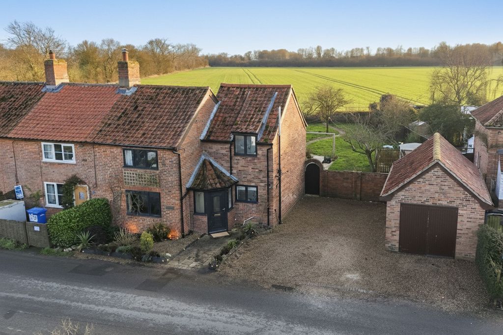 Property photo 1 of 26