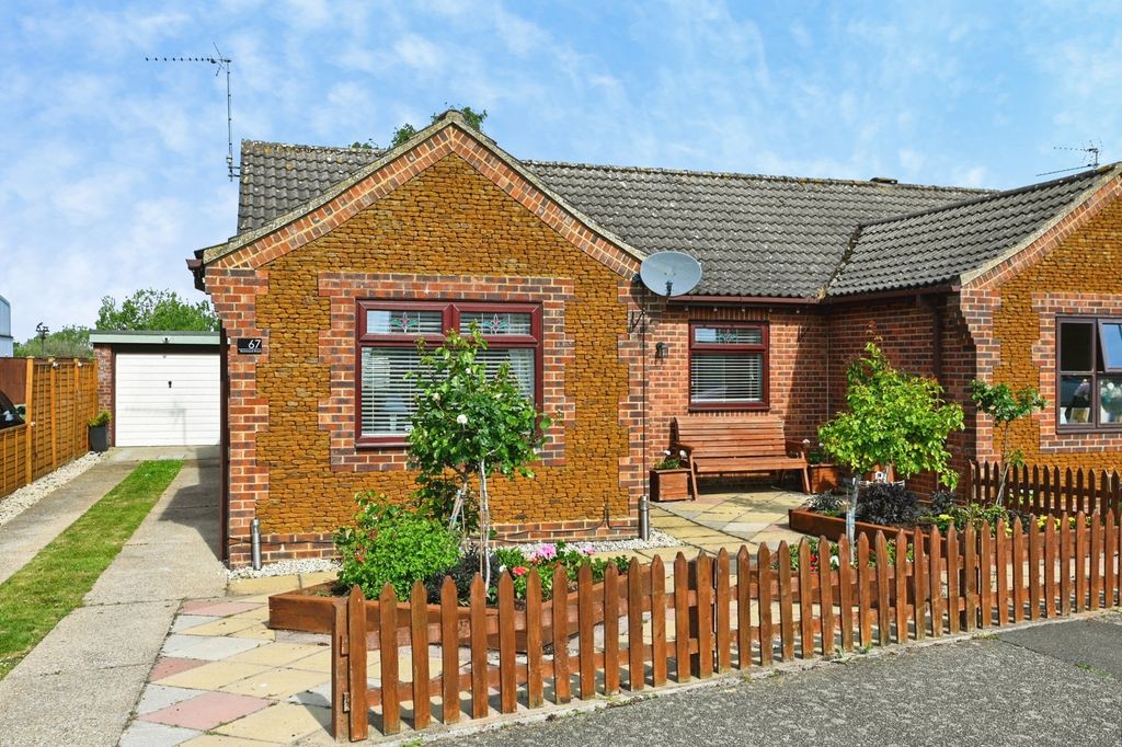 Property photo 1 of 16 Pbox-Img.Jpg