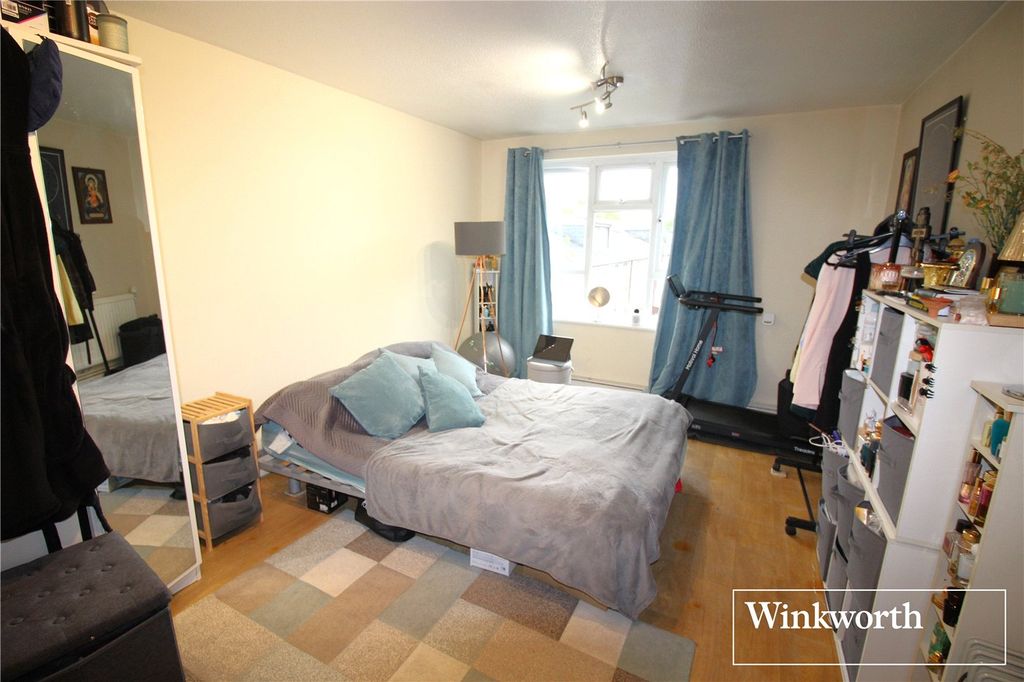 Property photo 2 of 7 Picture 2