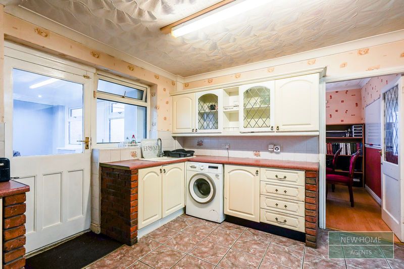 Property photo 3 of 28 Photo 4