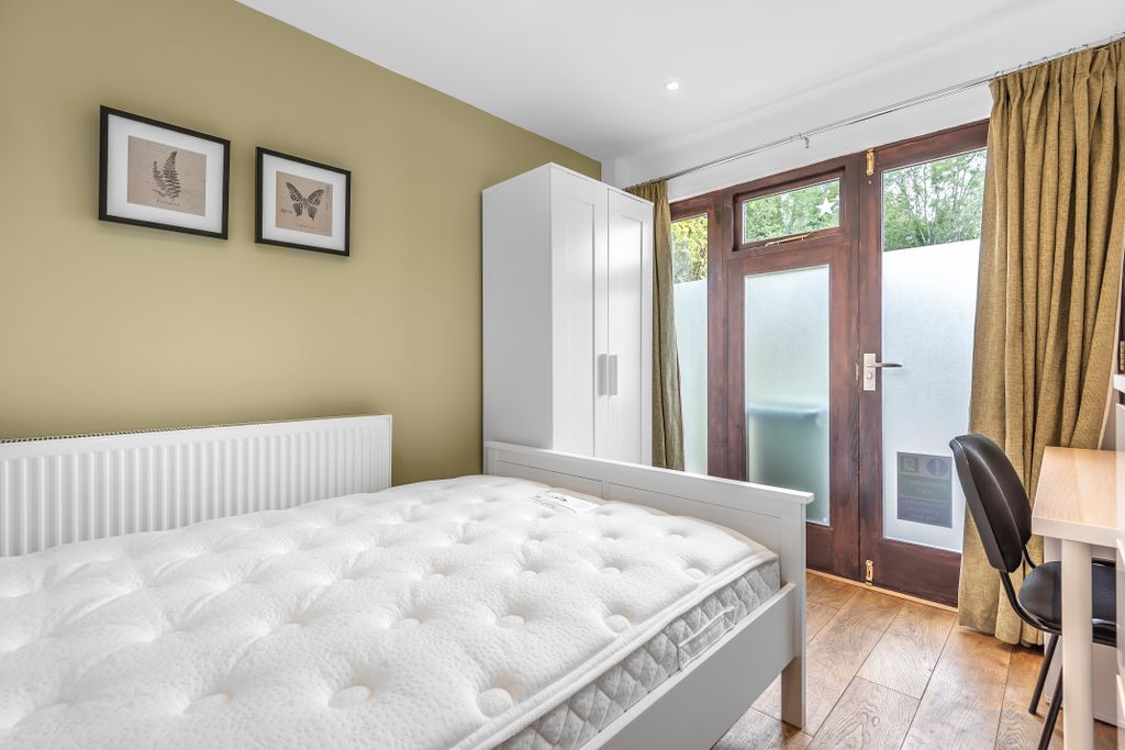 Property photo 2 of 11 512741 (7)