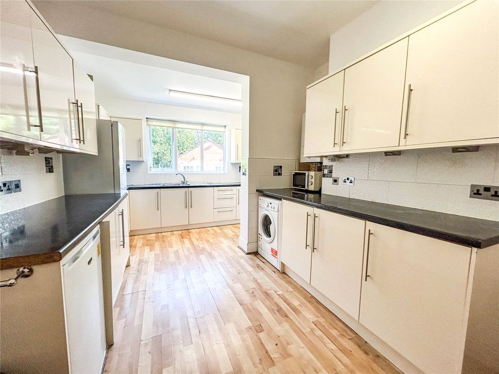 Property photo 3 of 21 Picture No. 34