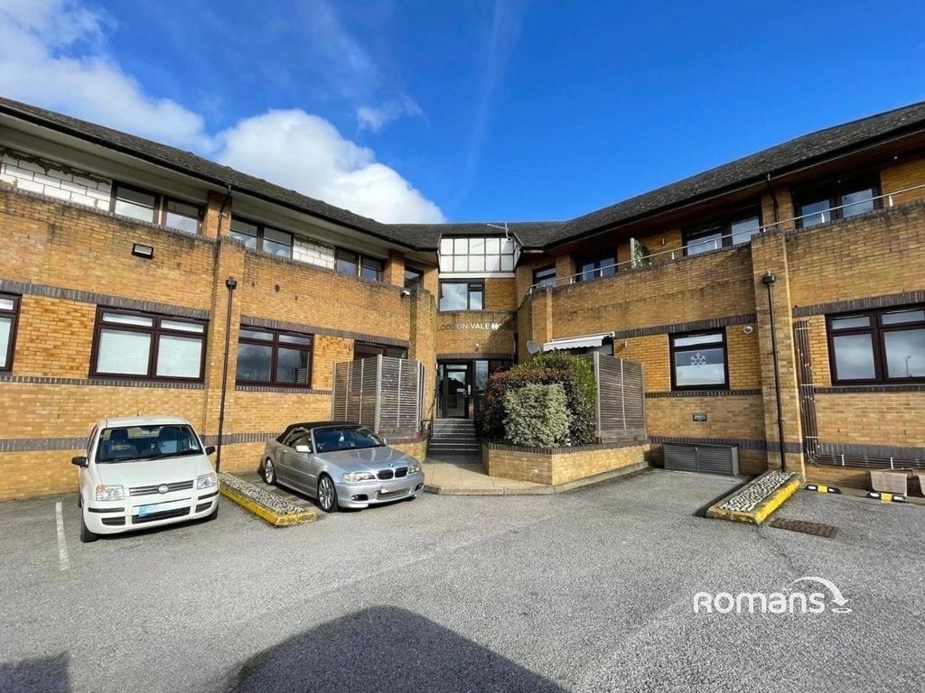 Property photo 2 of 11 Picture No. 26