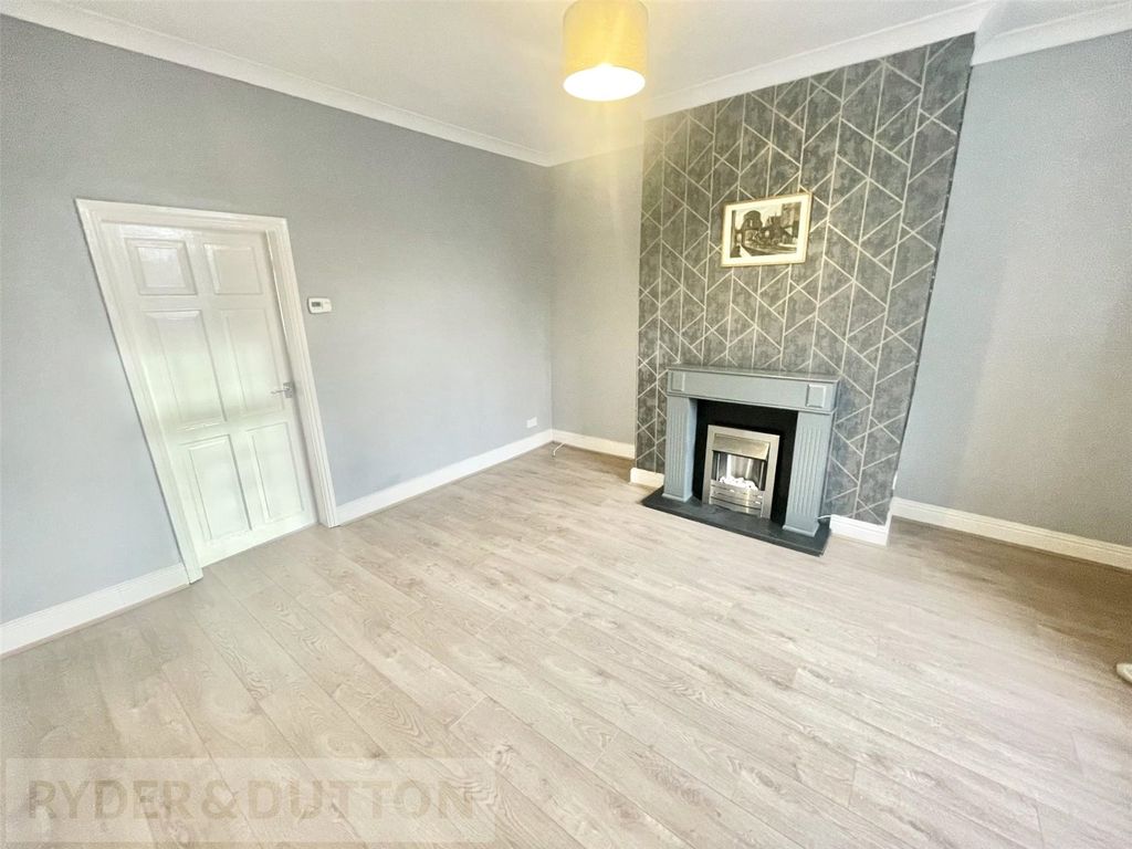 Property photo 2 of 16 Picture 2