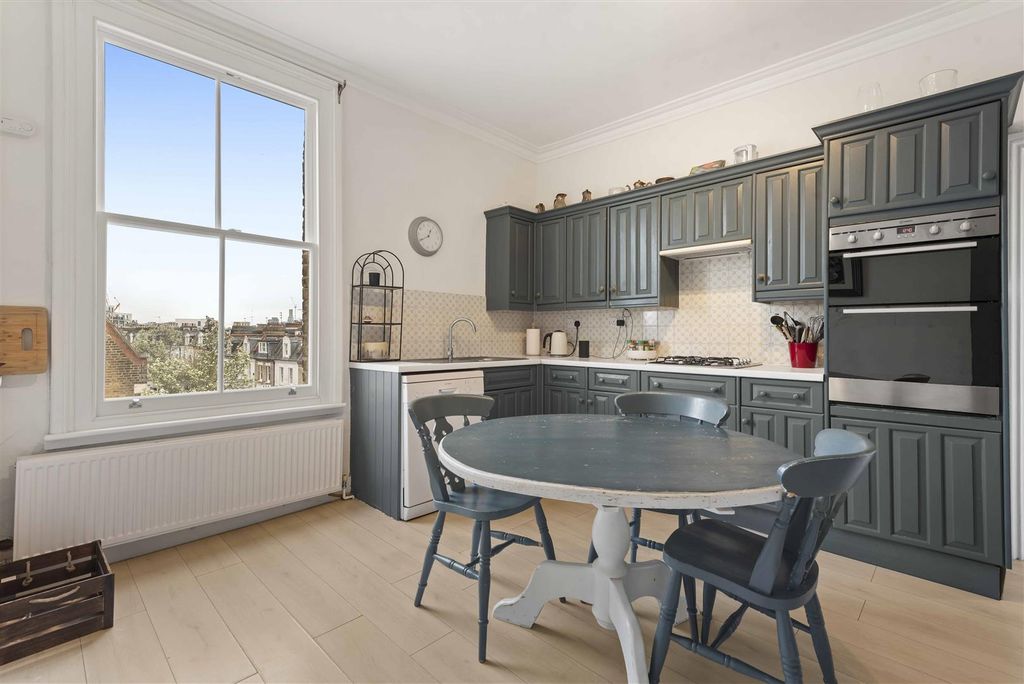 Property photo 2 of 13 Kitchen