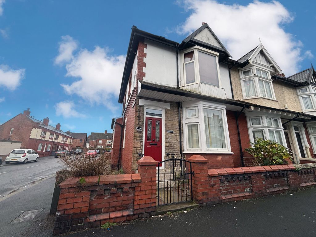 Property photo 1 of 21