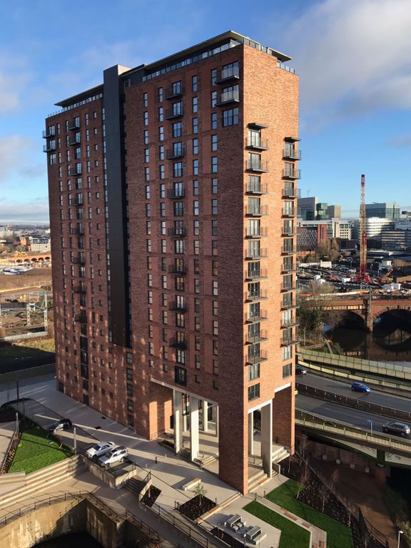 Property photo 1 of 6 (Main)