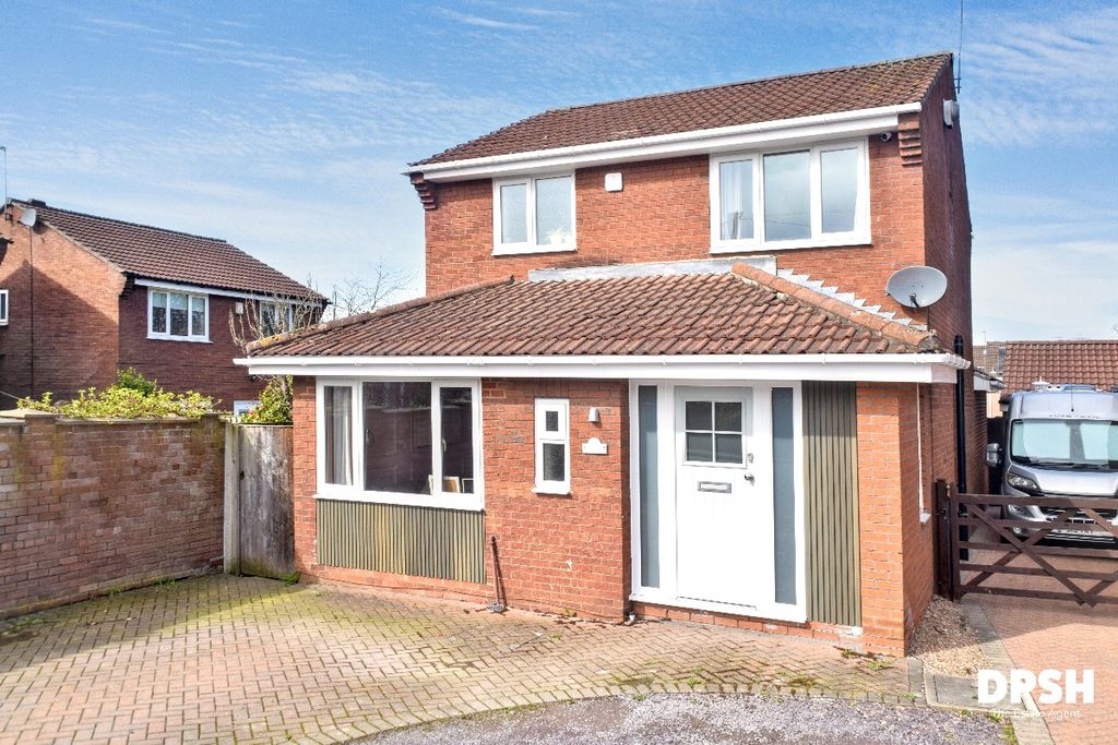 Property photo 1 of 26