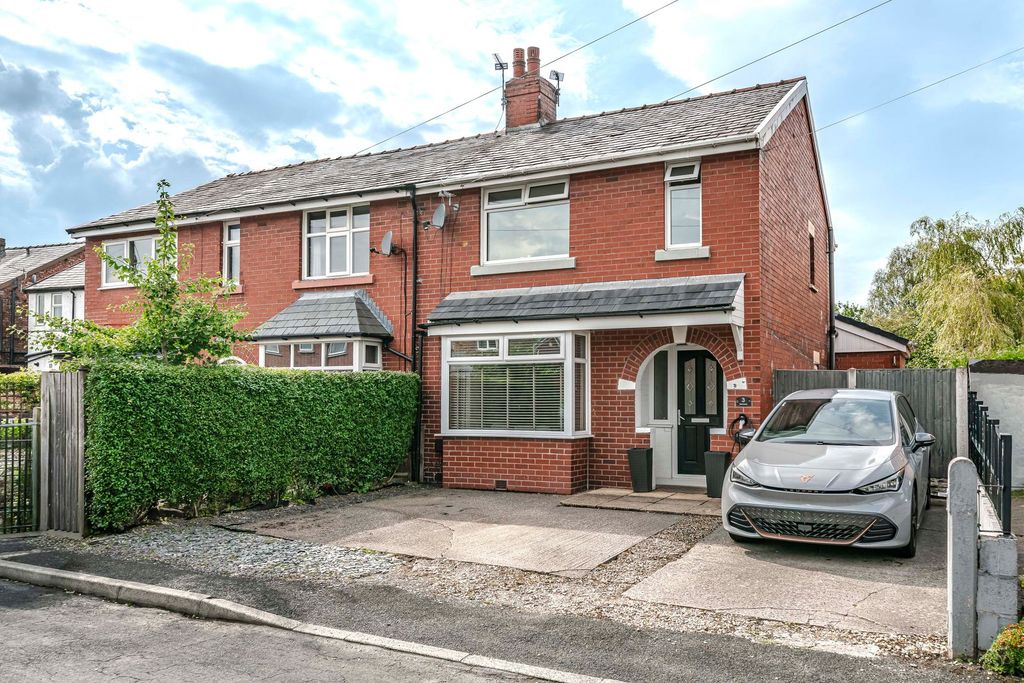 Property photo 1 of 37