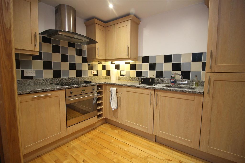 Property photo 3 of 12 Img_2473.Jpg