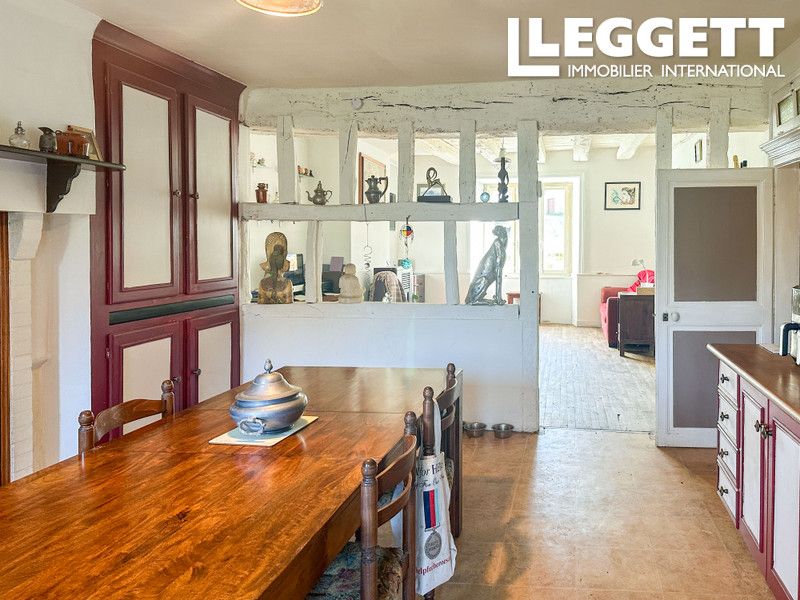 Property photo 3 of 10