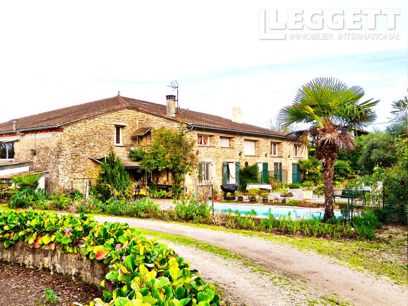 Property photo 1 of 10