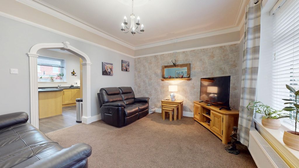 Property photo 3 of 34 4693004