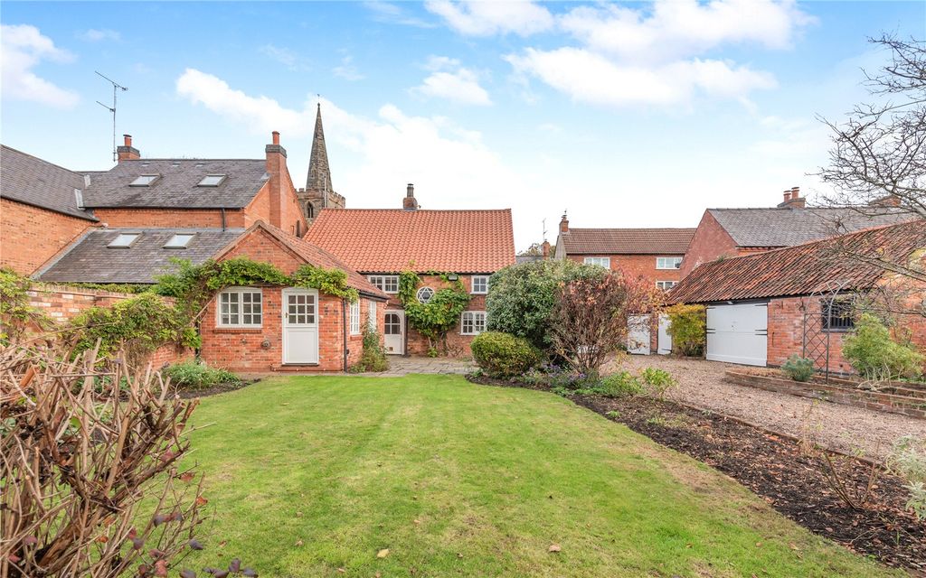 Property photo 1 of 21 Rear Elevation