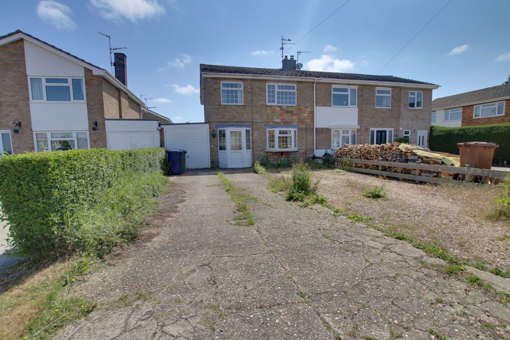 Property photo 1 of 9