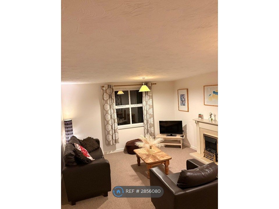 Property photo 3 of 23