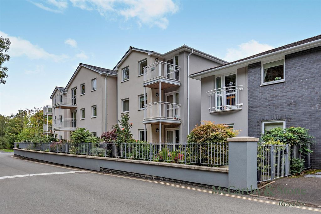 Property photo 1 of 19 Rivers Edge Court