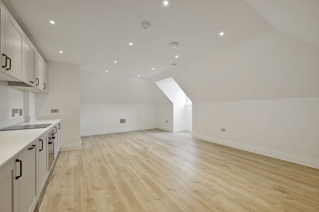 Property photo 3 of 9 Picture No. 02