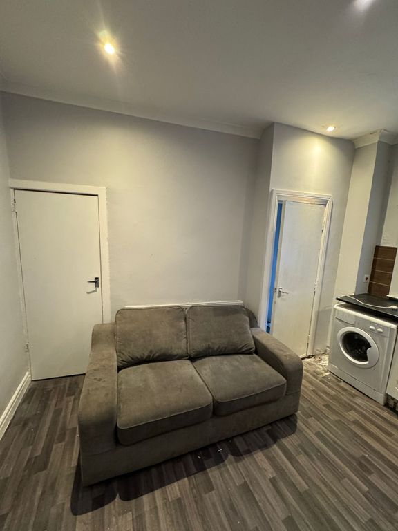 Property photo 2 of 7 Dining Area