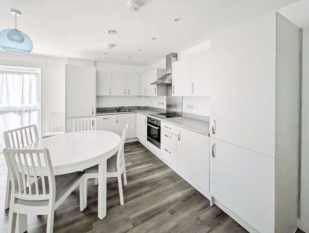 Property photo 2 of 23 Pbox-Img.Jpg