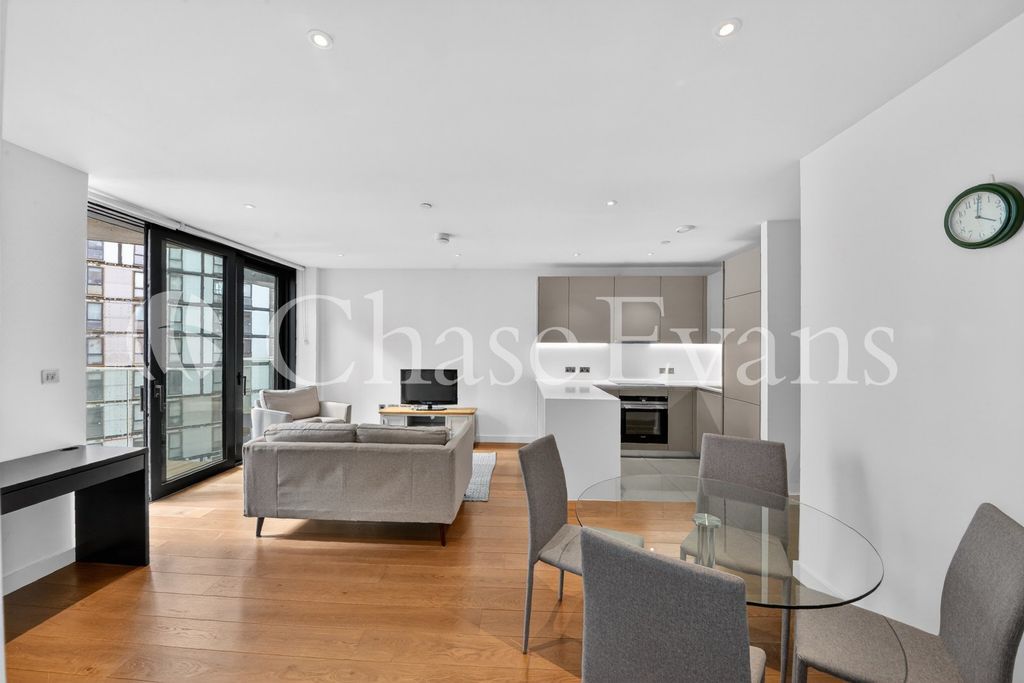 Property photo 1 of 18 Living Area