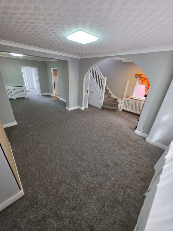 Property photo 3 of 49 Gallery