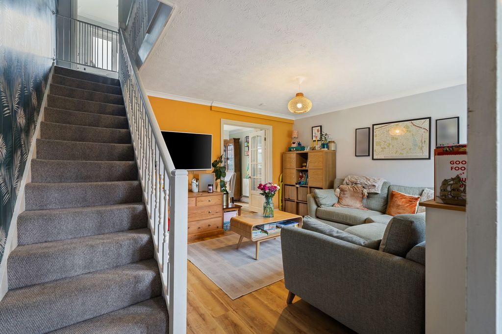 Property photo 3 of 22