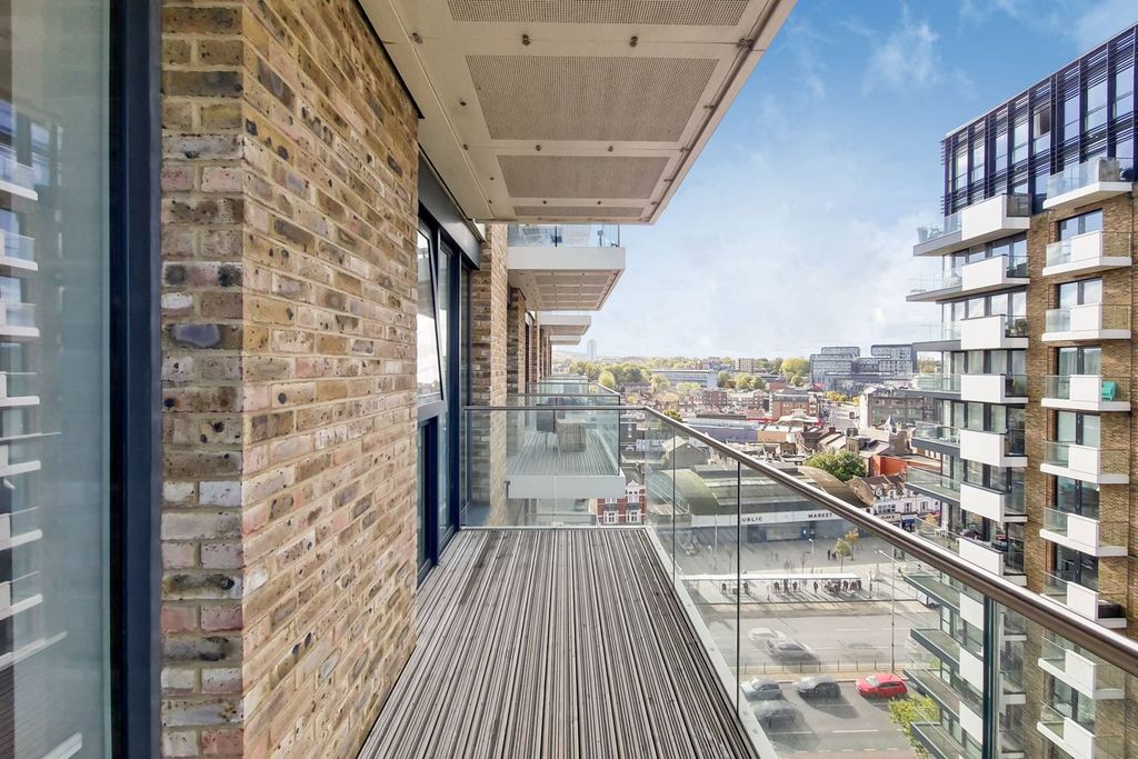 Property photo 3 of 22