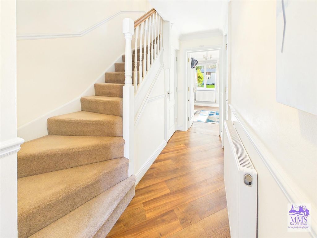 Property photo 2 of 30 Cam04098G0-Pr0187-Still006.Jpg