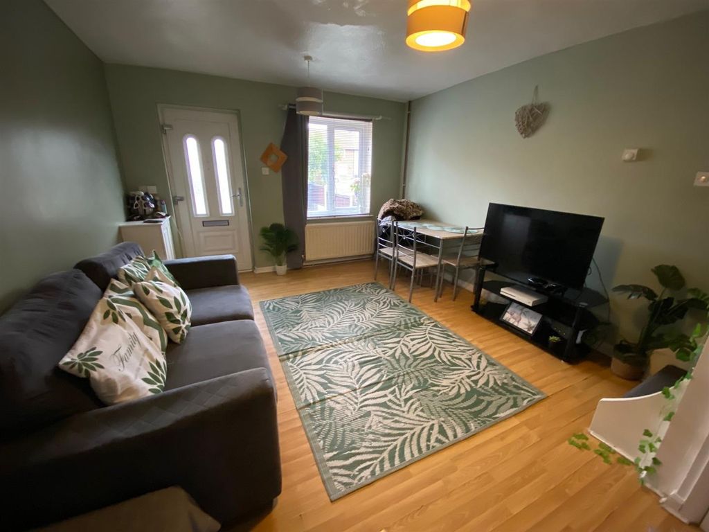 Property photo 2 of 9 c3.Jpg