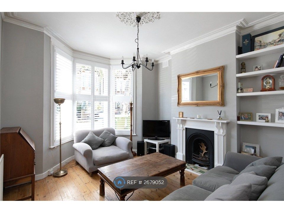 Property photo 3 of 8 Living Room