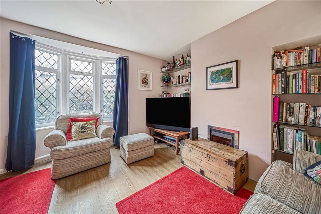 Property photo 3 of 8