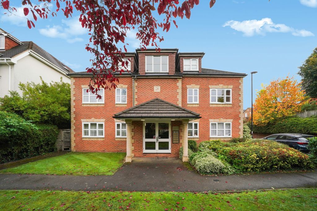 Property photo 1 of 11