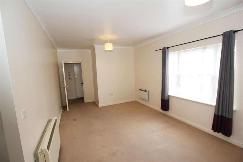 Property photo 3 of 6